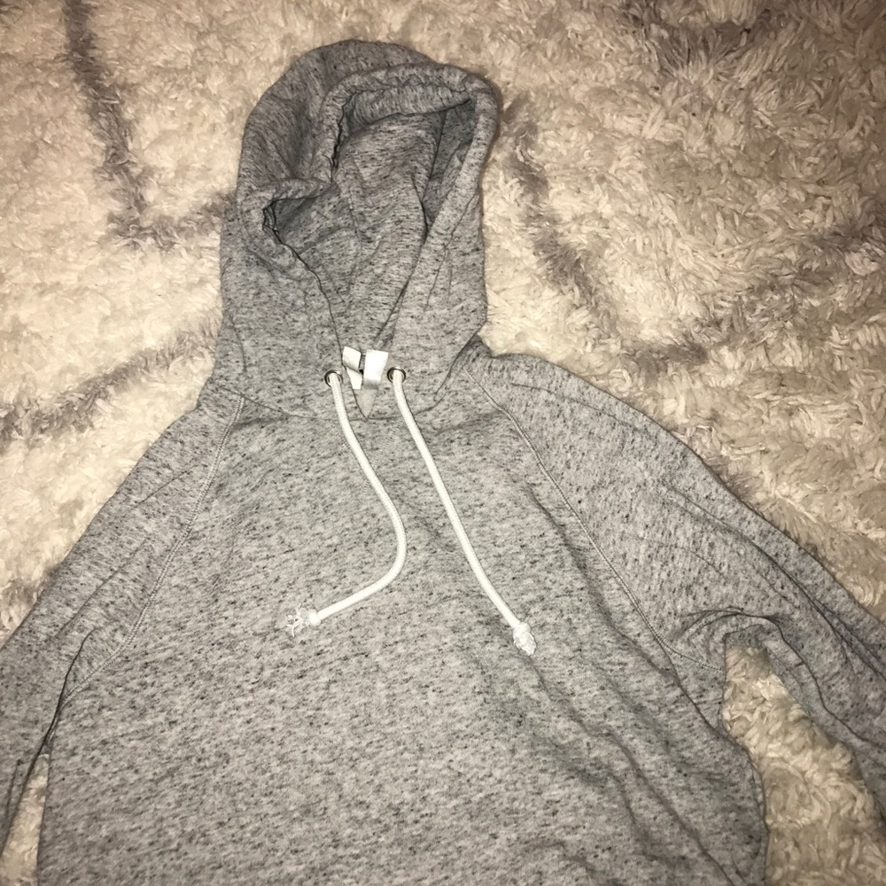 Cropped Grey Sweatshirt